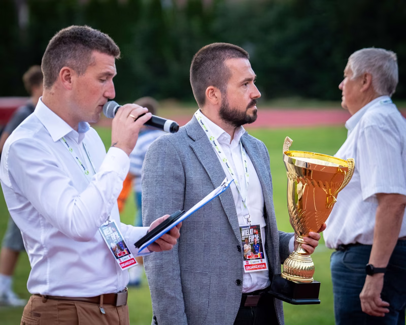 Reportaż — fotografia Kacpra Locha